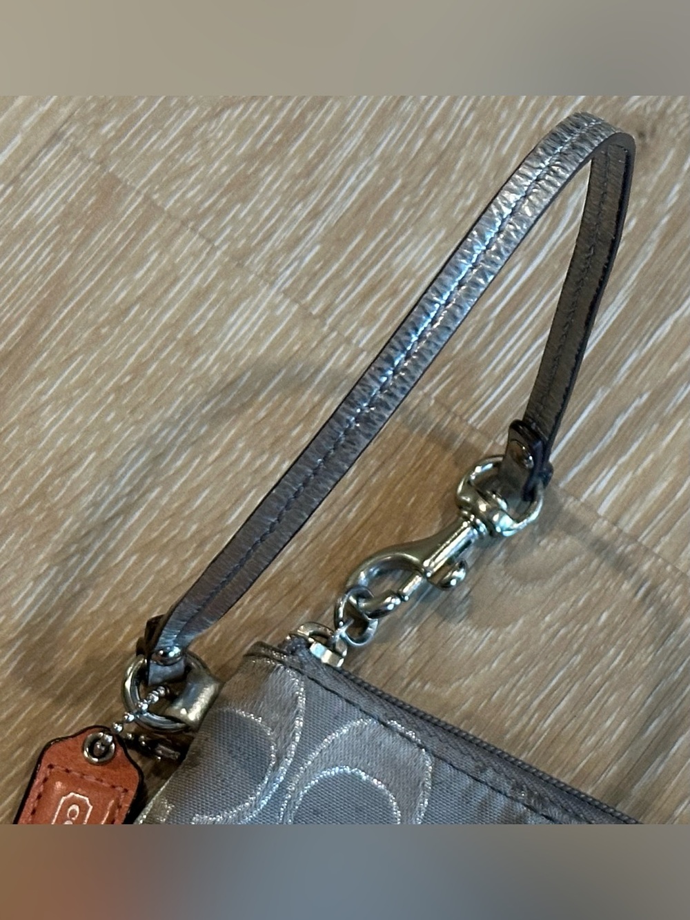 Coach Wristlet - Picture 12 of 15